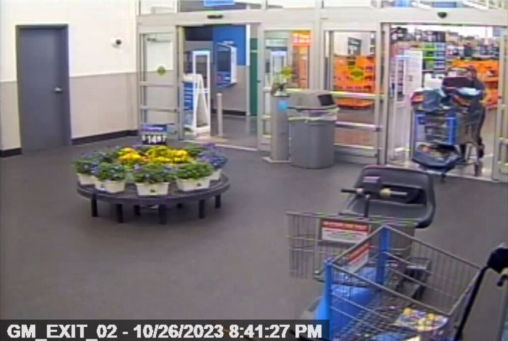 MCSO Walmart shoplifter leaving Ocala store with full cart of unpaid items October 26, 2023 1