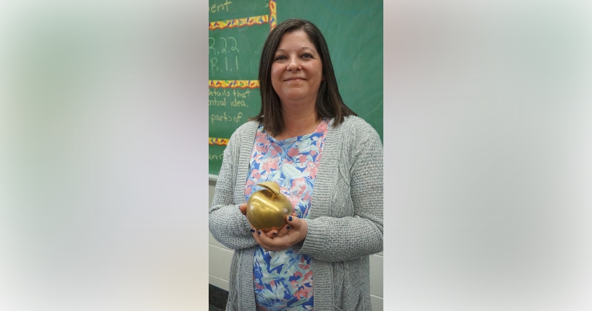 2024 Golden Apple Teacher of Year finalist Alysia Hoekstra