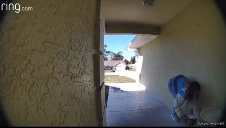 MCSO porch pirate steals package from NE Ocala home on Nov 29, 2023 suspect picking up package