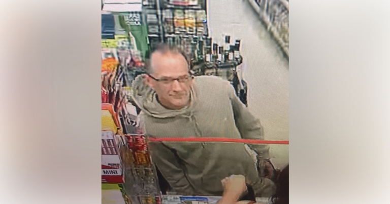 MCSO man wanted for stealing and using gas station clerk's credit cards in Citra (December 8, 2023) 1