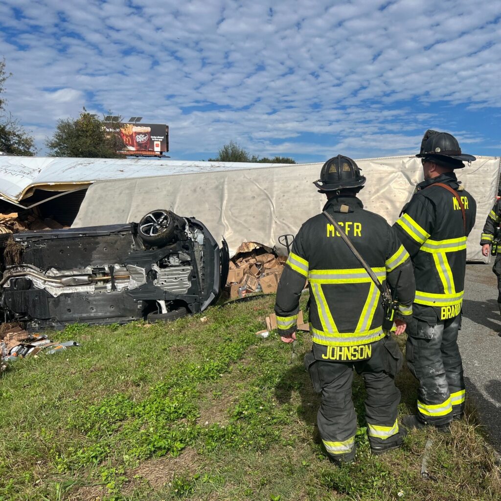 Overturned semi spills antifreeze on I 75 (Dec 5, 2023) firefighters at scene of crash 2 (MCFR) Overturned semi spills antifreeze on I 75 (Dec 5, 2023) firefighters at scene of crash 2 (MCFR)