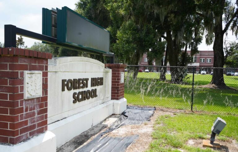 Forest High School front sign
