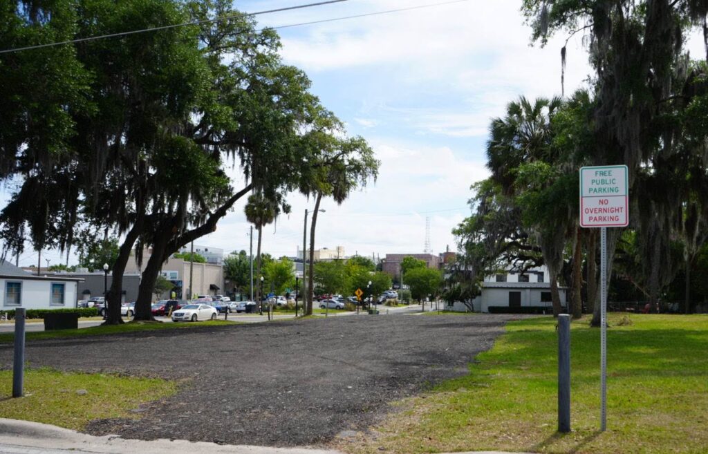 Free Public Parking lot in downtown Ocala