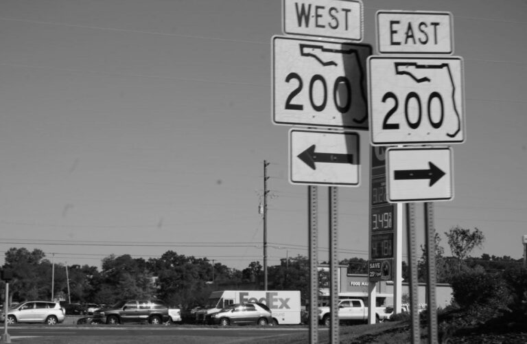 SW State Road 200/SW College Road east and west signs