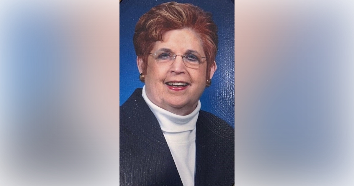 Suzanne Lows