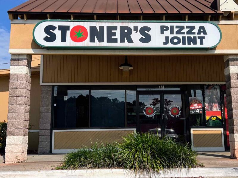 Stoner's Pizza Joint in Ocala