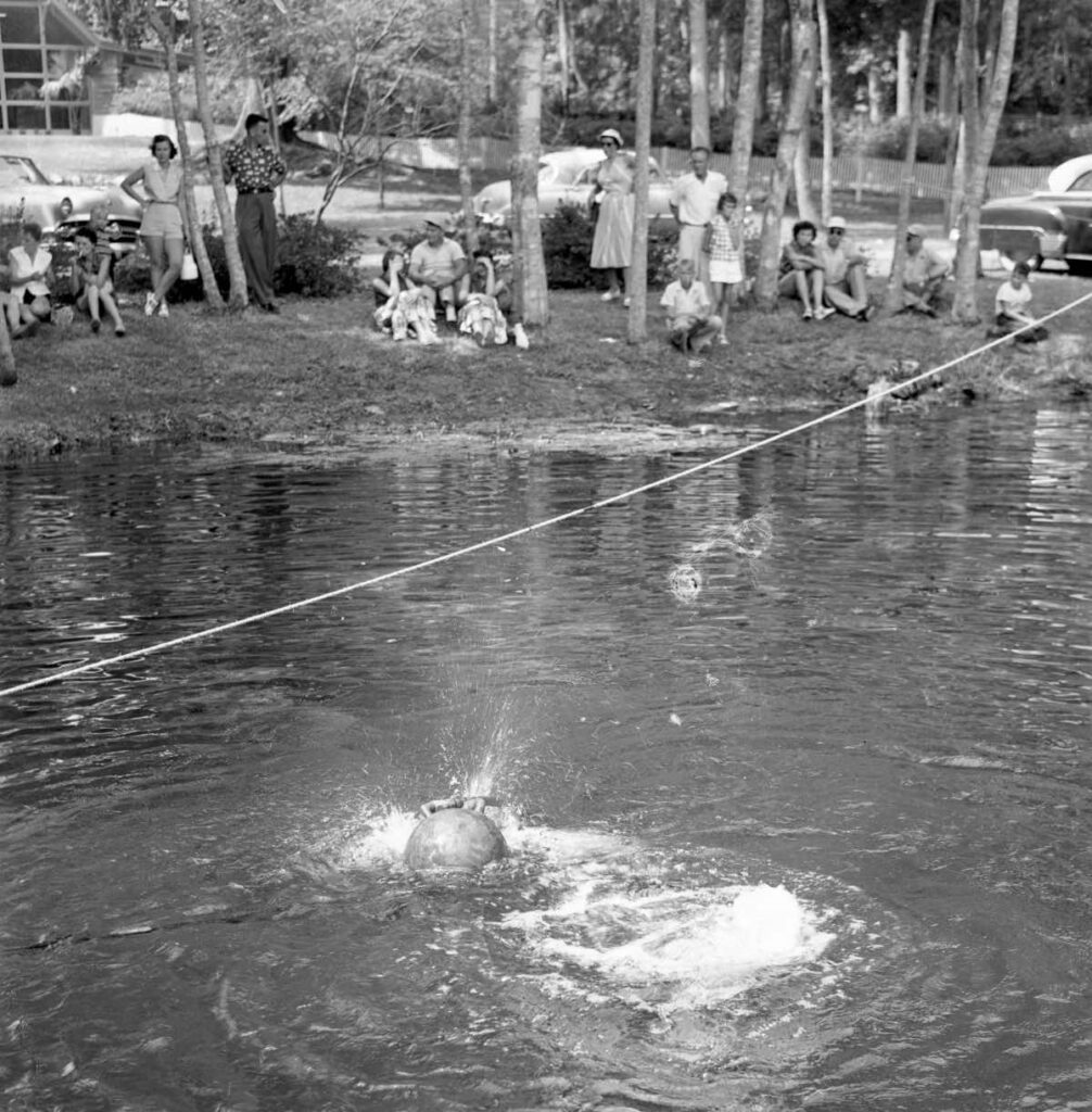 Spectators watch the creature underwater at Silver Springs in 1954.