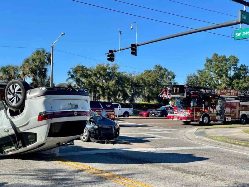 Rollover crash slows traffic near southwest Ocala intersection