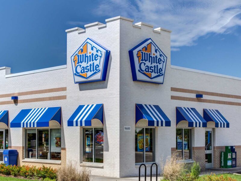 White Castle is opening its first location in Lake County