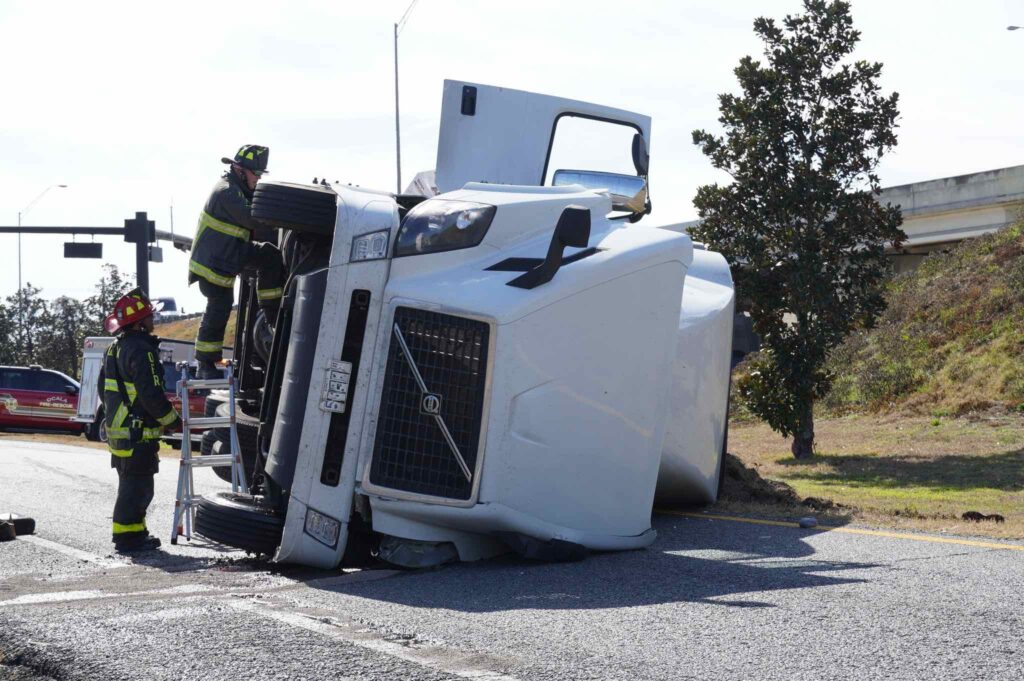 Semi truck overturned at on ramp to I 75