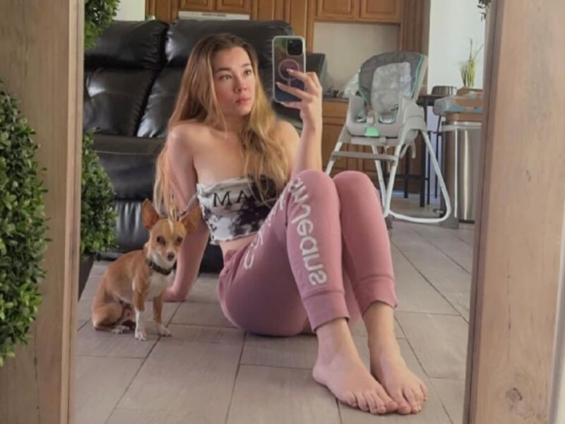 Logan Nichole Guminski and her dog, Princeton. (Photo: Instagram)