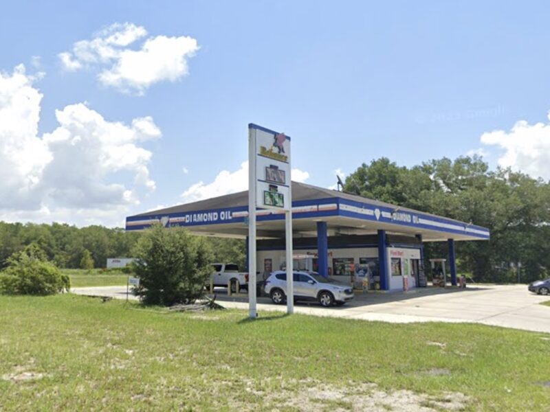 Diamond Oil (10801 SW 91st Avenue, Ocala)