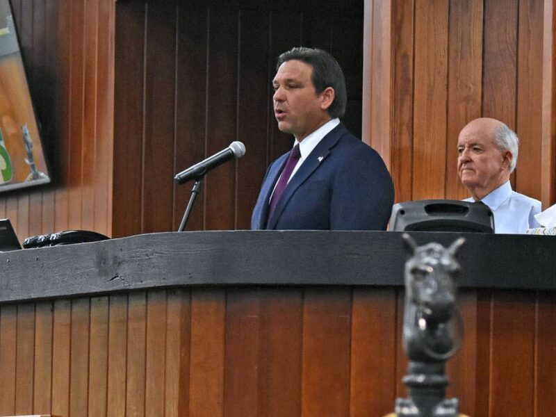 Ron DeSantis makes remarks during visit to Ocala Breeders Sales Photo Judit Seipert
