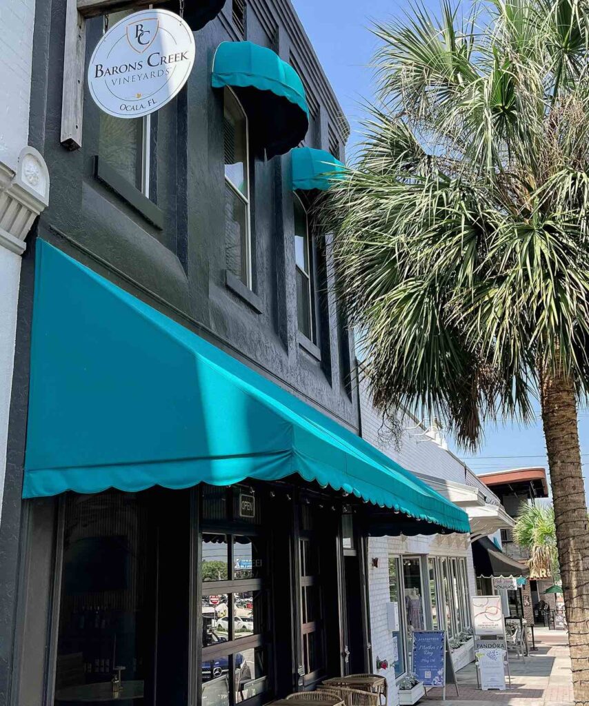 Street view of Barons Creek Vineyards in Ocala