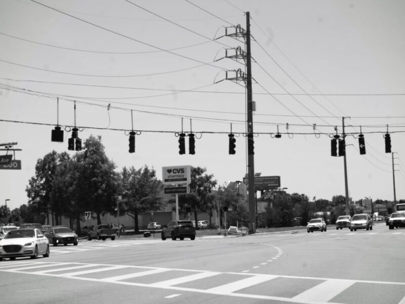 Cars in traffic at SW 60th Avenue and State Road 200