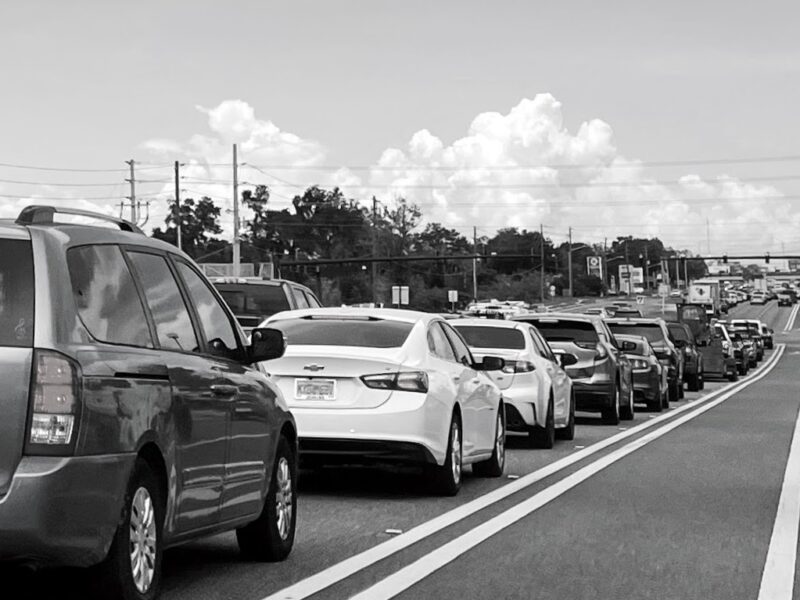 Cars in a line along State Road 200 in Ocala, near Interstate 75