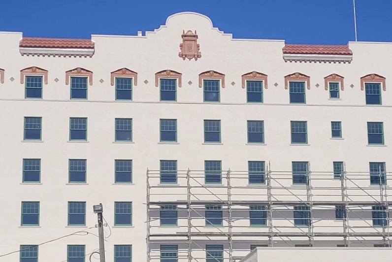 A photo of the Hotel Marion façade