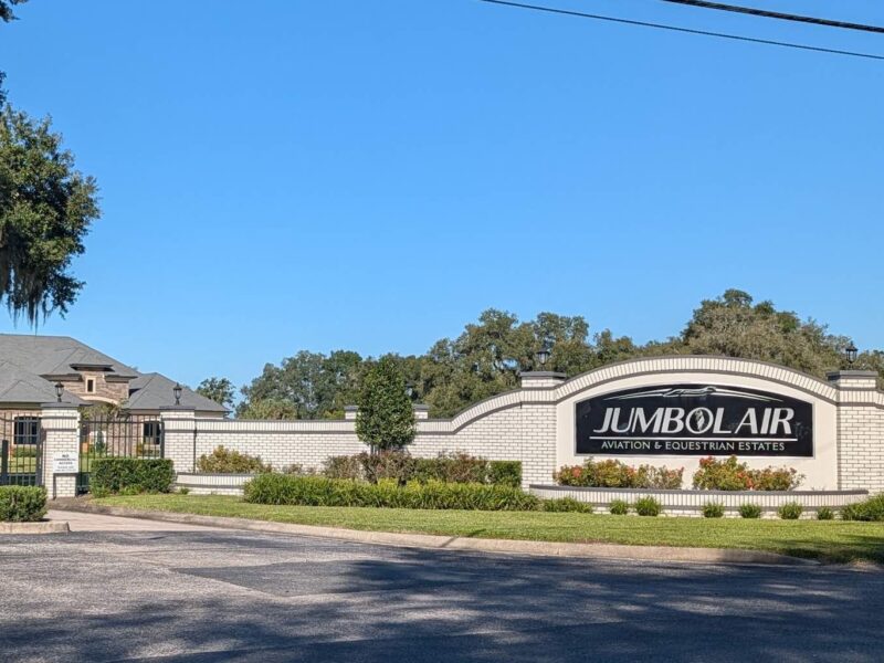 Jumbolair Aviation and Equestrian Estates in Ocala