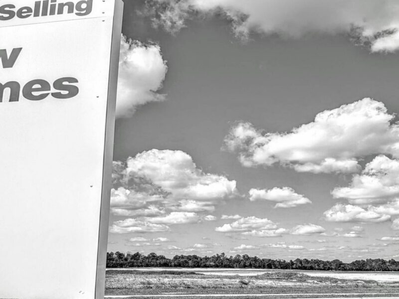 New Homes Now Selling Sign in Ocala