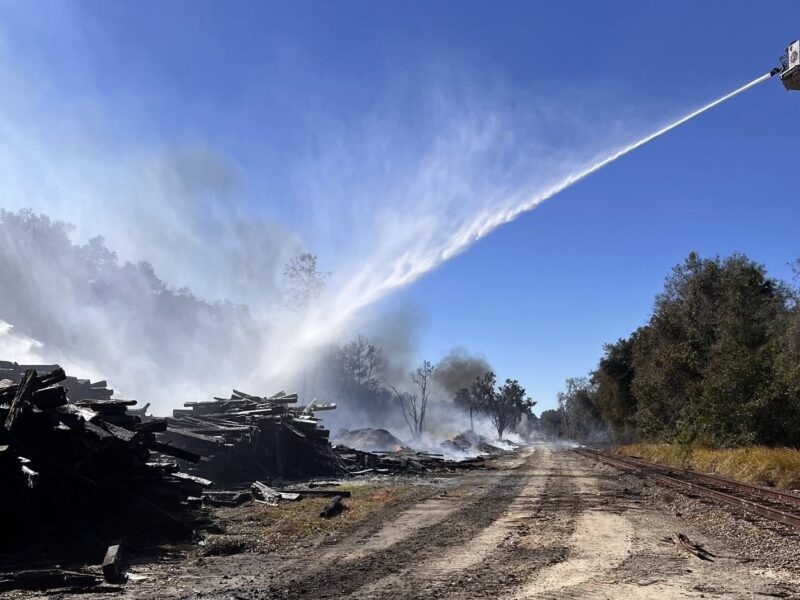 Firefighters contain the railroad tie fire that occurred in Dunnellon on February 1, 2026