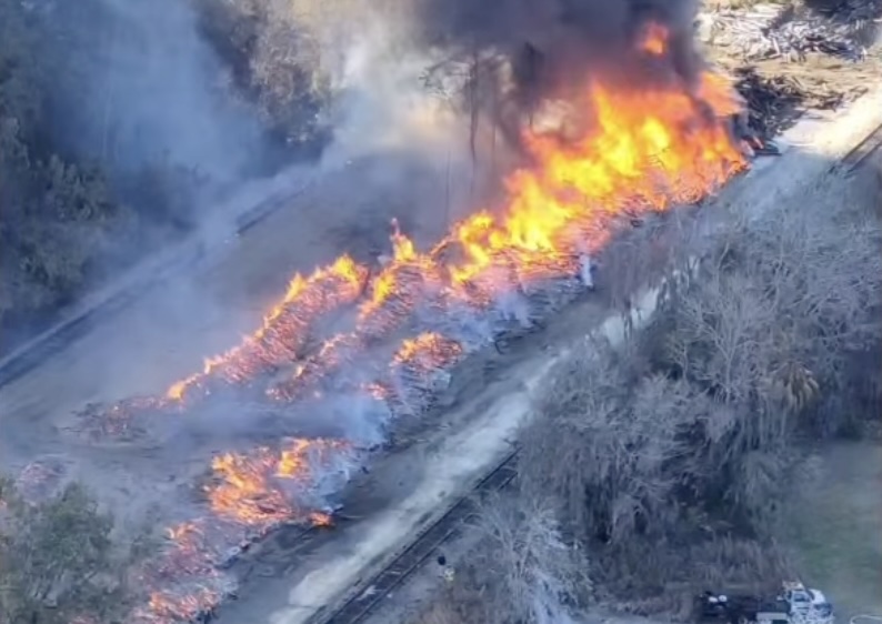 The railroad tie fire as seen from above 2