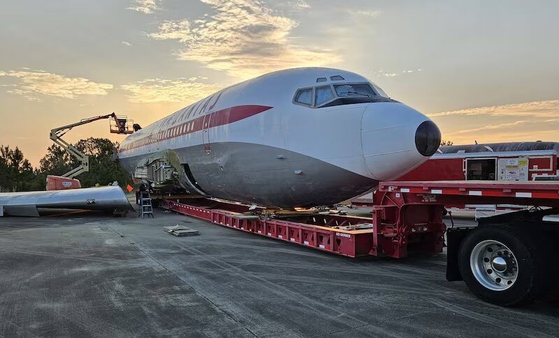 John Travolta s old luxury Boeing heading to Australia Photo - Worldwide Aircraft Recovery