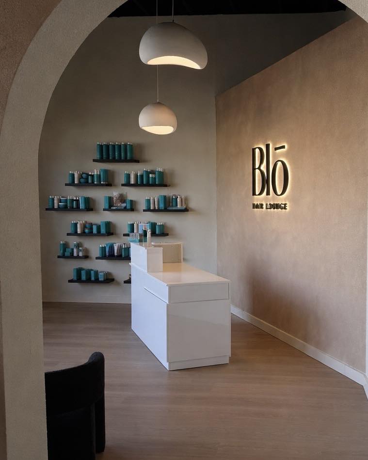 Blō Hair Lounge interior