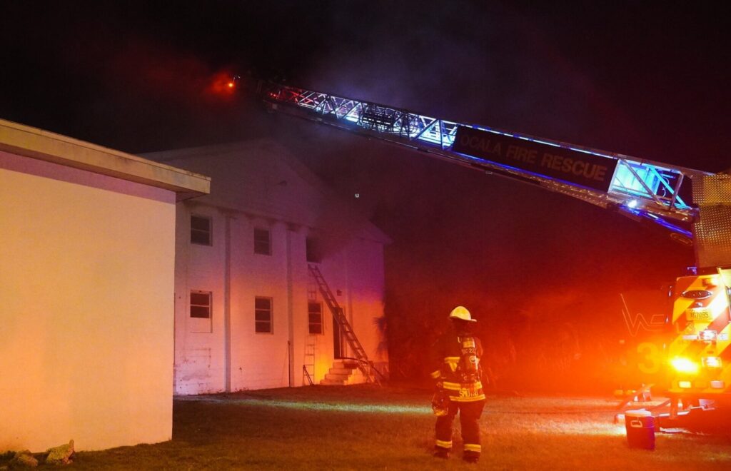 Church on fire in Ocala 2