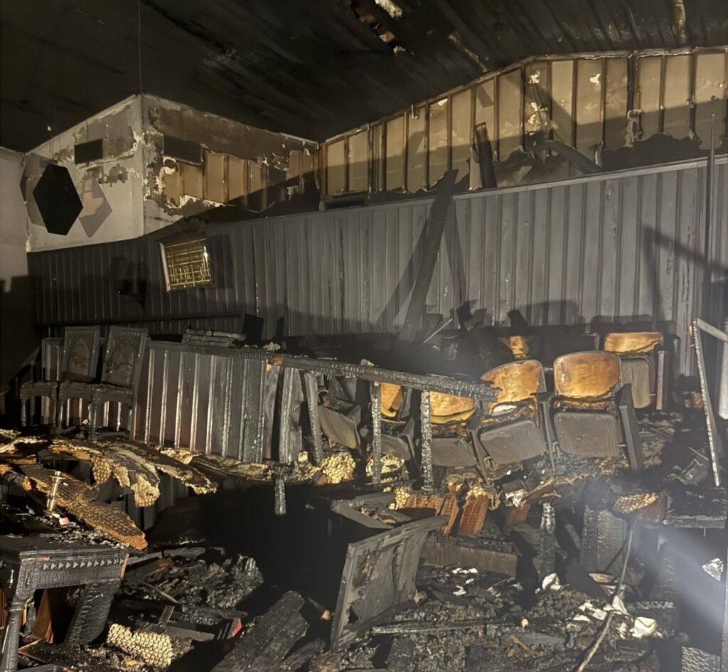 Church on fire in Ocala 4