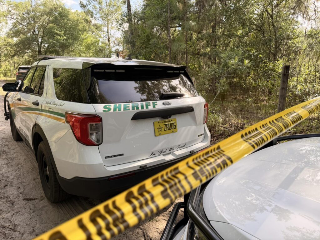MCSO at the scene of Henry Singleton s murder
