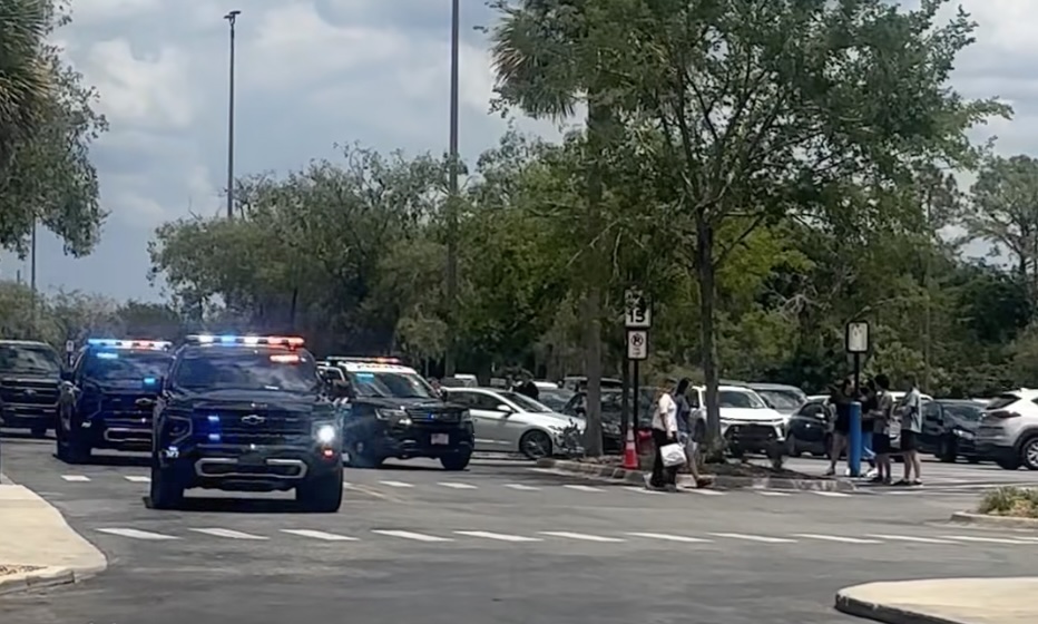 incident at Paddock Mall on Sunday, may 10