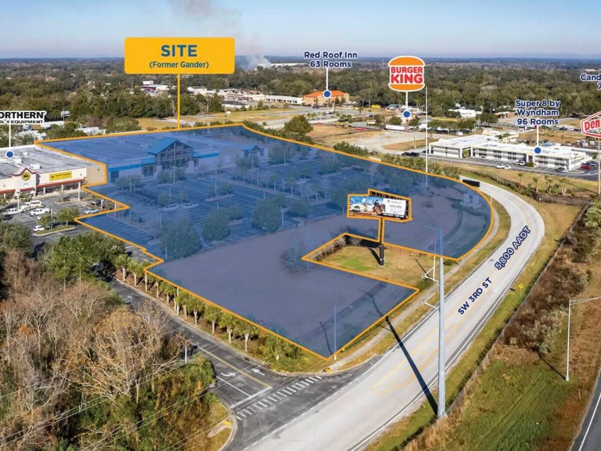 66,000-square-foot retail building near I-75 in Ocala sells for $5.75 million