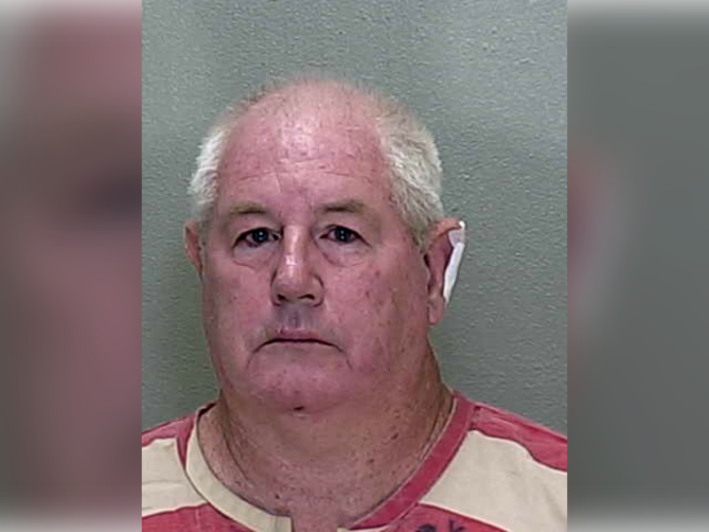 Silver Springs man hits neighbor’s face with pole over dead chickens, deputies say