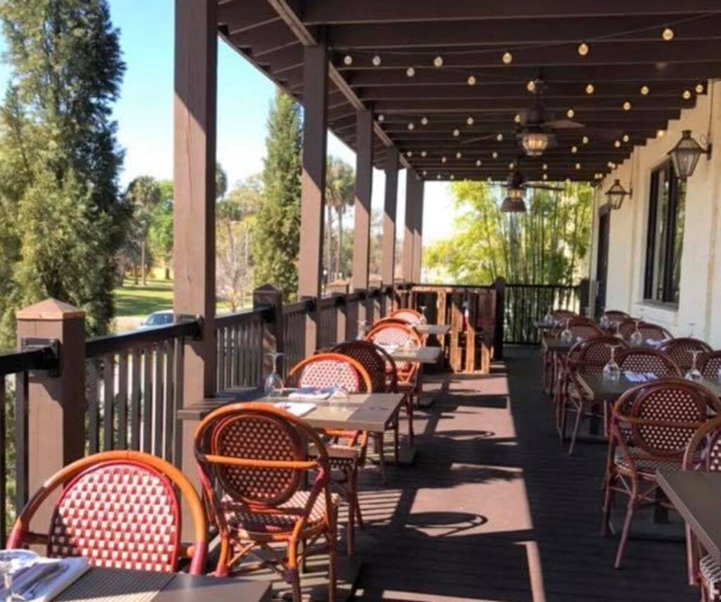 The interior dining room at La Cuisine in Ocala 3