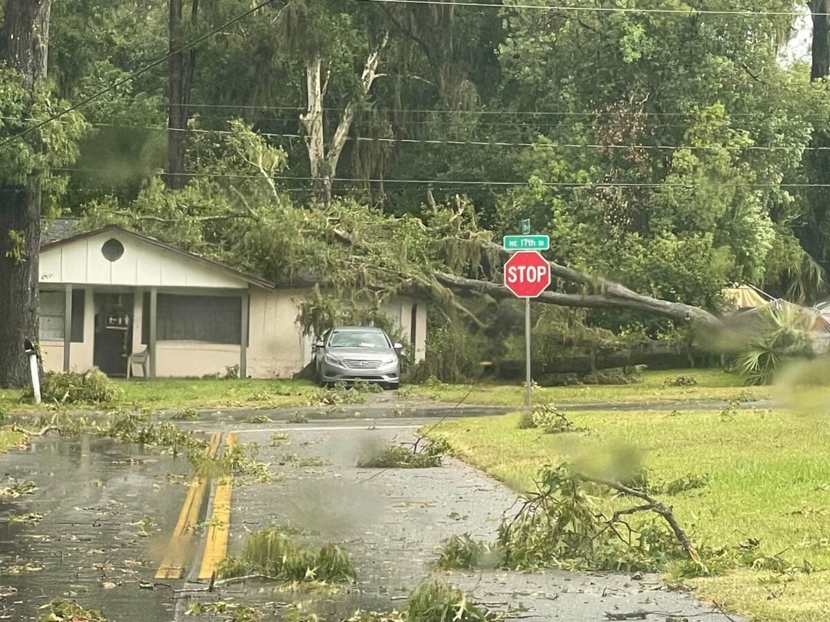 Severe thunderstorm leaves trail of damage, power outages across Ocala
