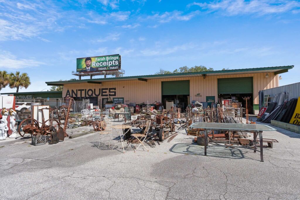 Diggers Antique Mall will officially close its doors this week. The property was just sold for $1.11 million.